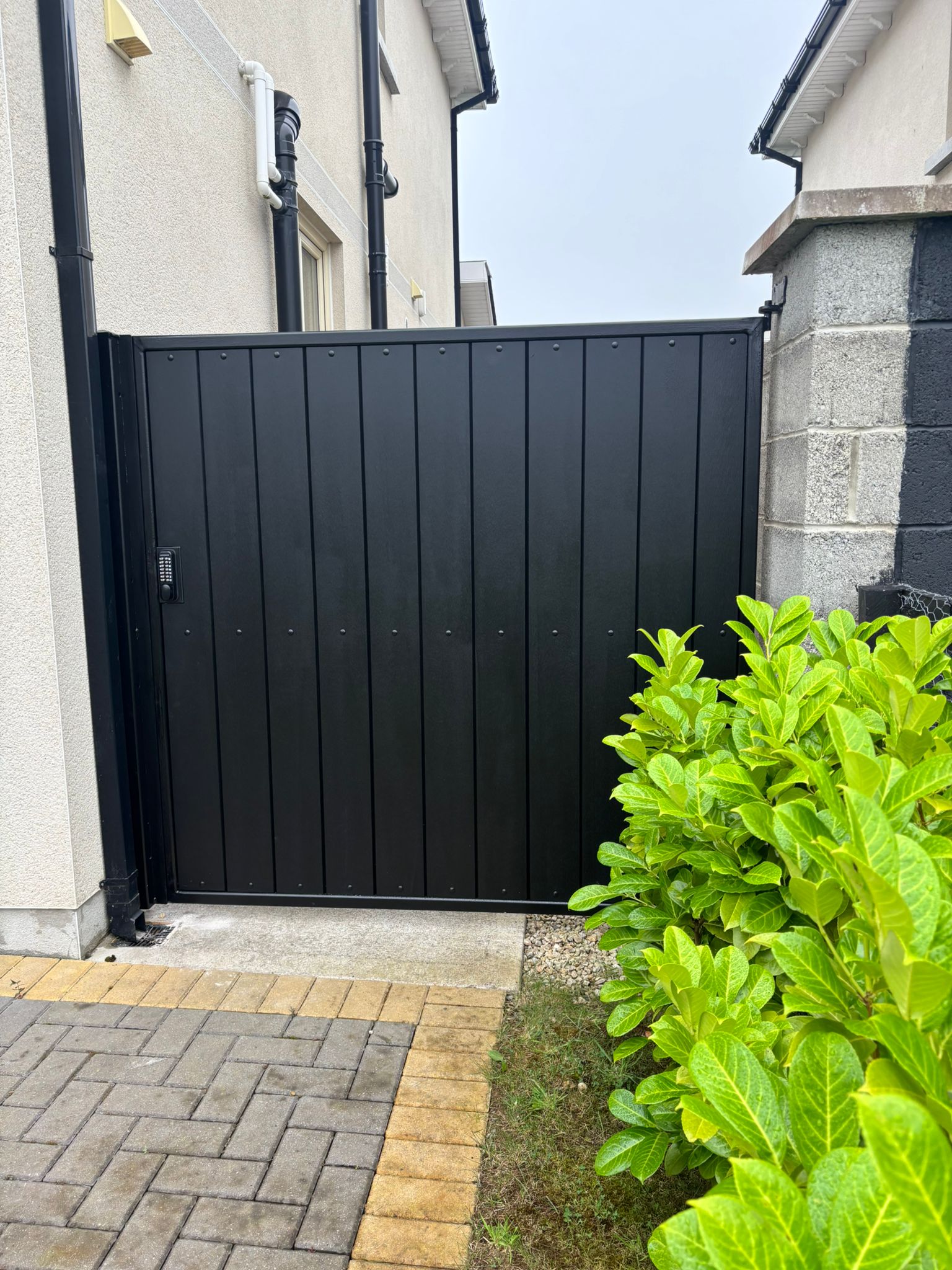 Composite Side Gates Manual 2