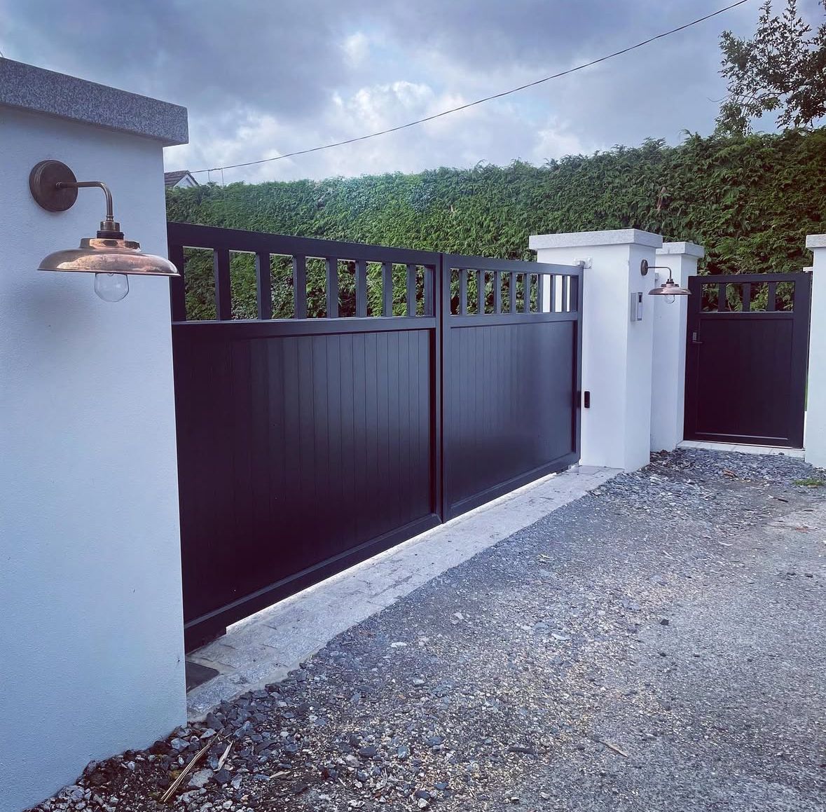 Aluminium Entrance Gates Automated 1