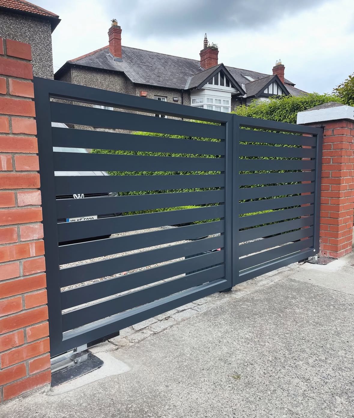 Aluminium Entrance Gates Automated 4