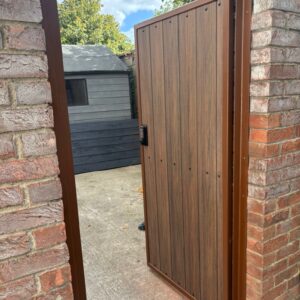 Composite Side Gates Manual 13 - Image 3