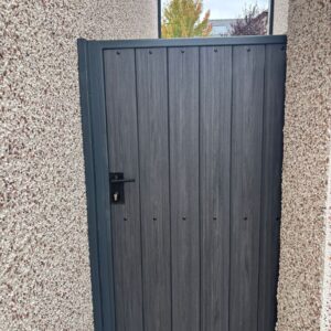 Composite Side Gates Manual 12