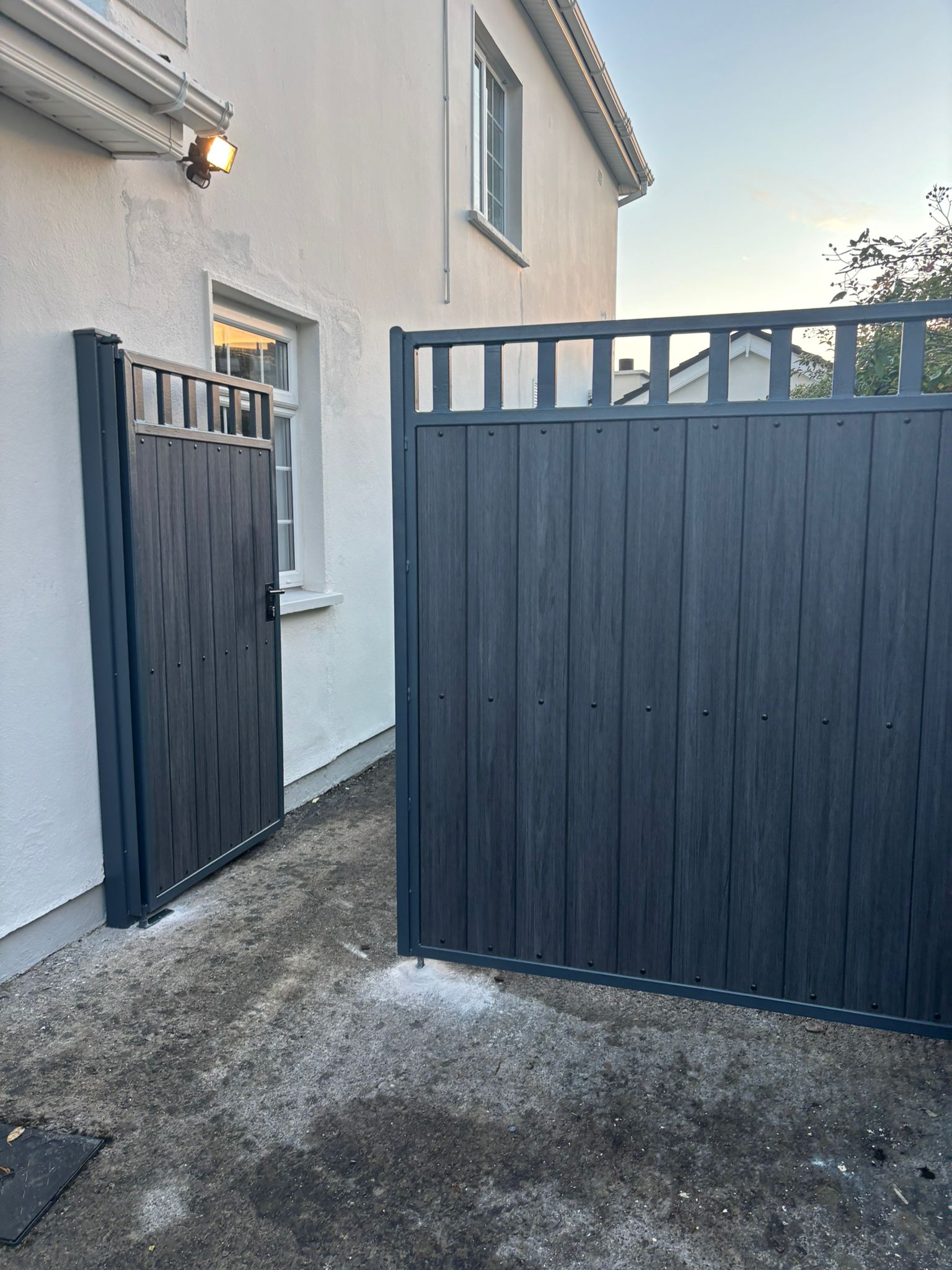 Composite Entrance Gates Manual 11