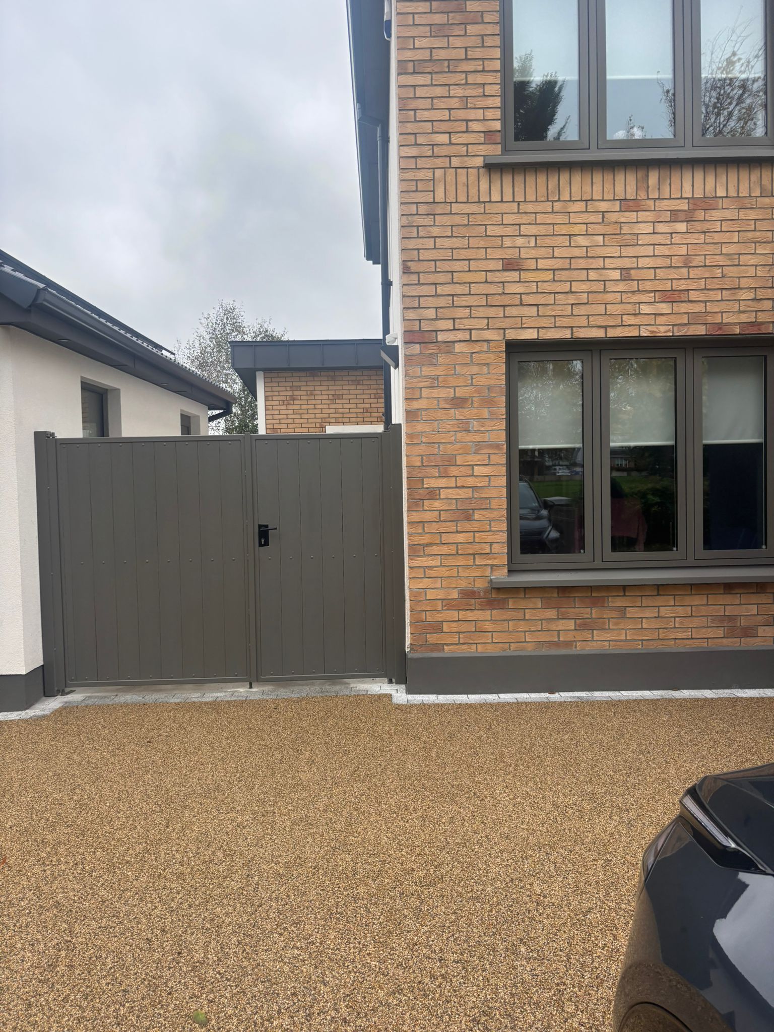 Composite Entrance Gates Manual 9