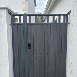 Composite Side Gates Manual 15 - Image 1