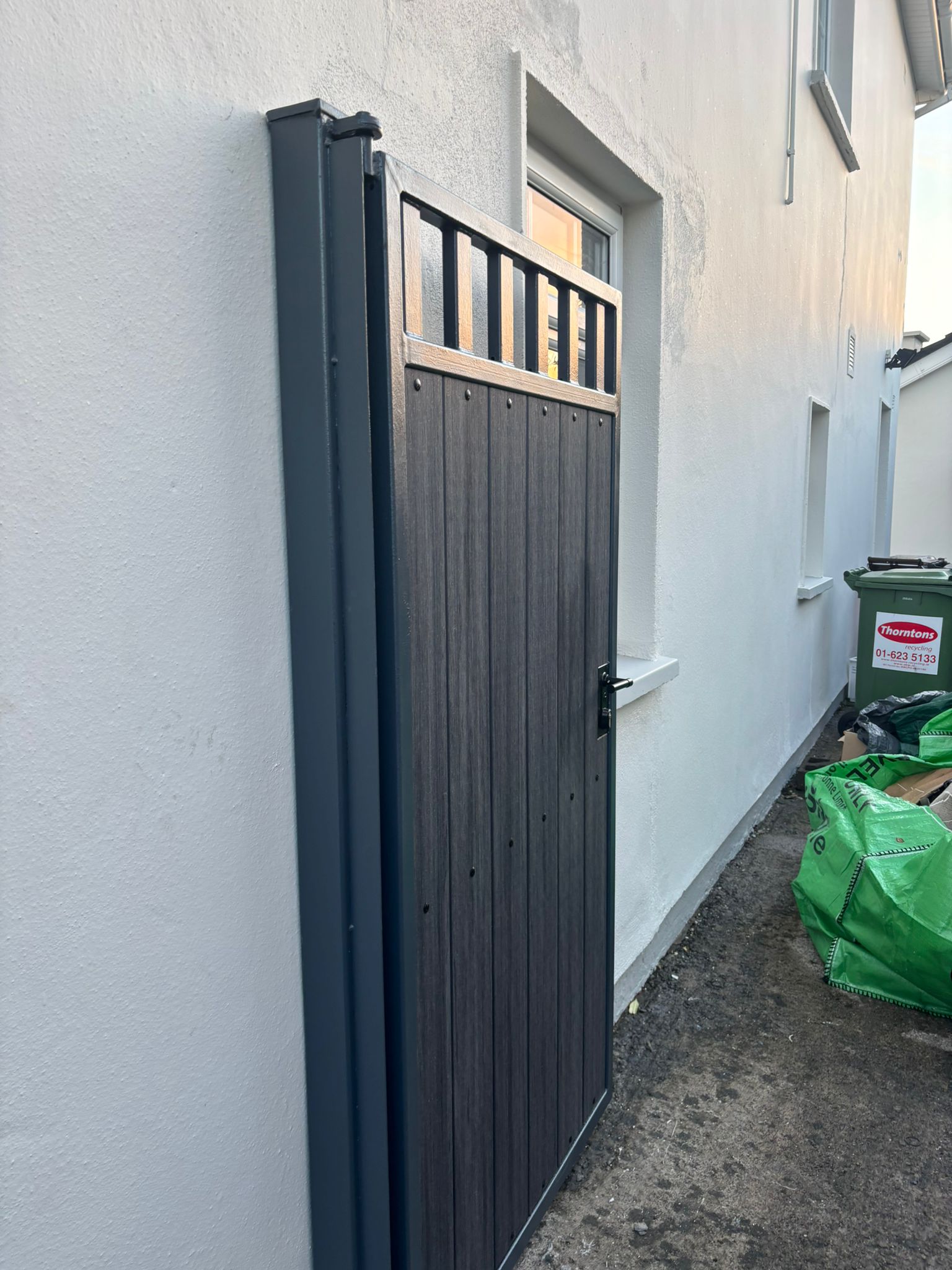 Composite Entrance Gates Manual 10