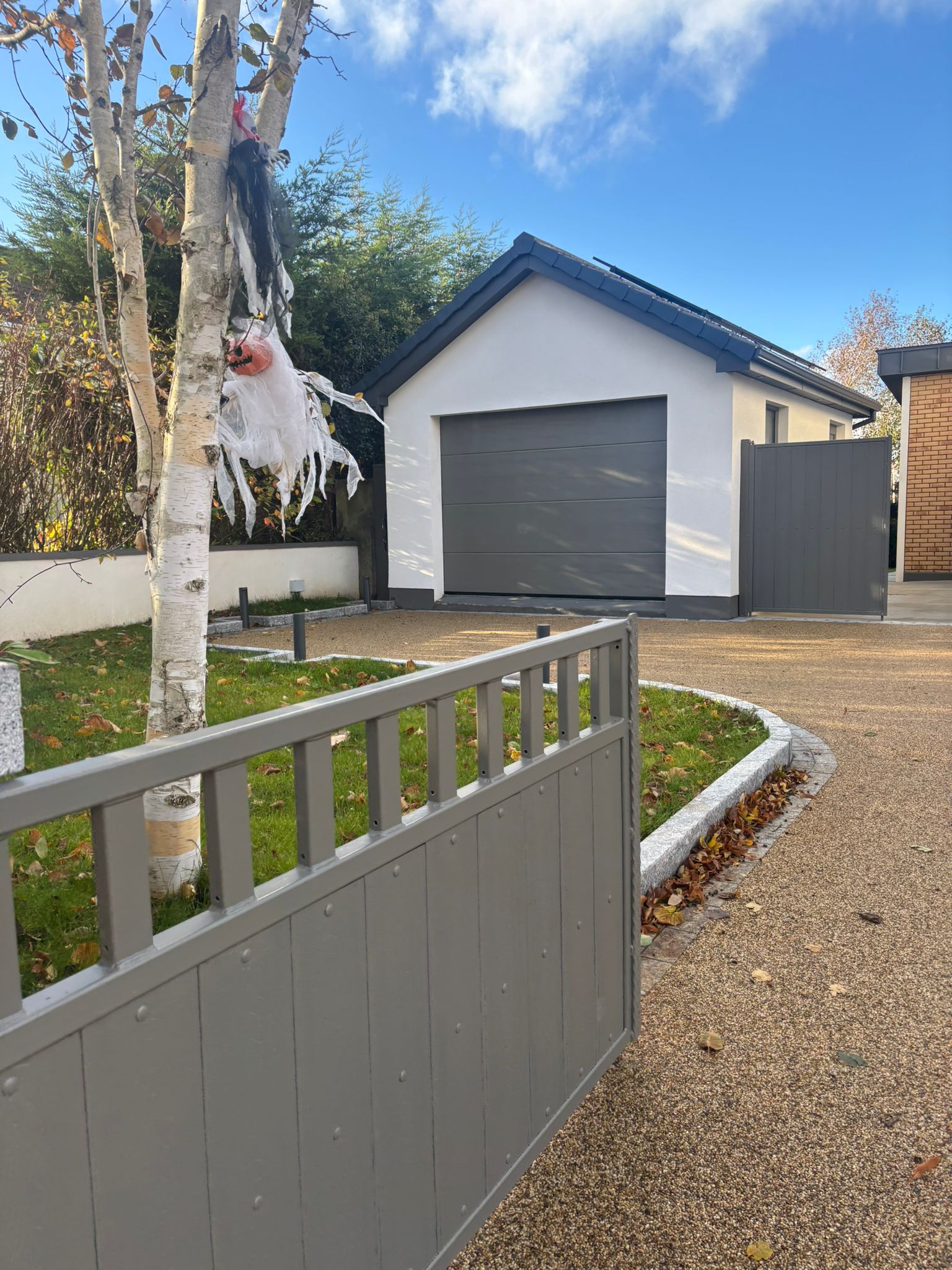 Composite Entrance Gates Manual 12