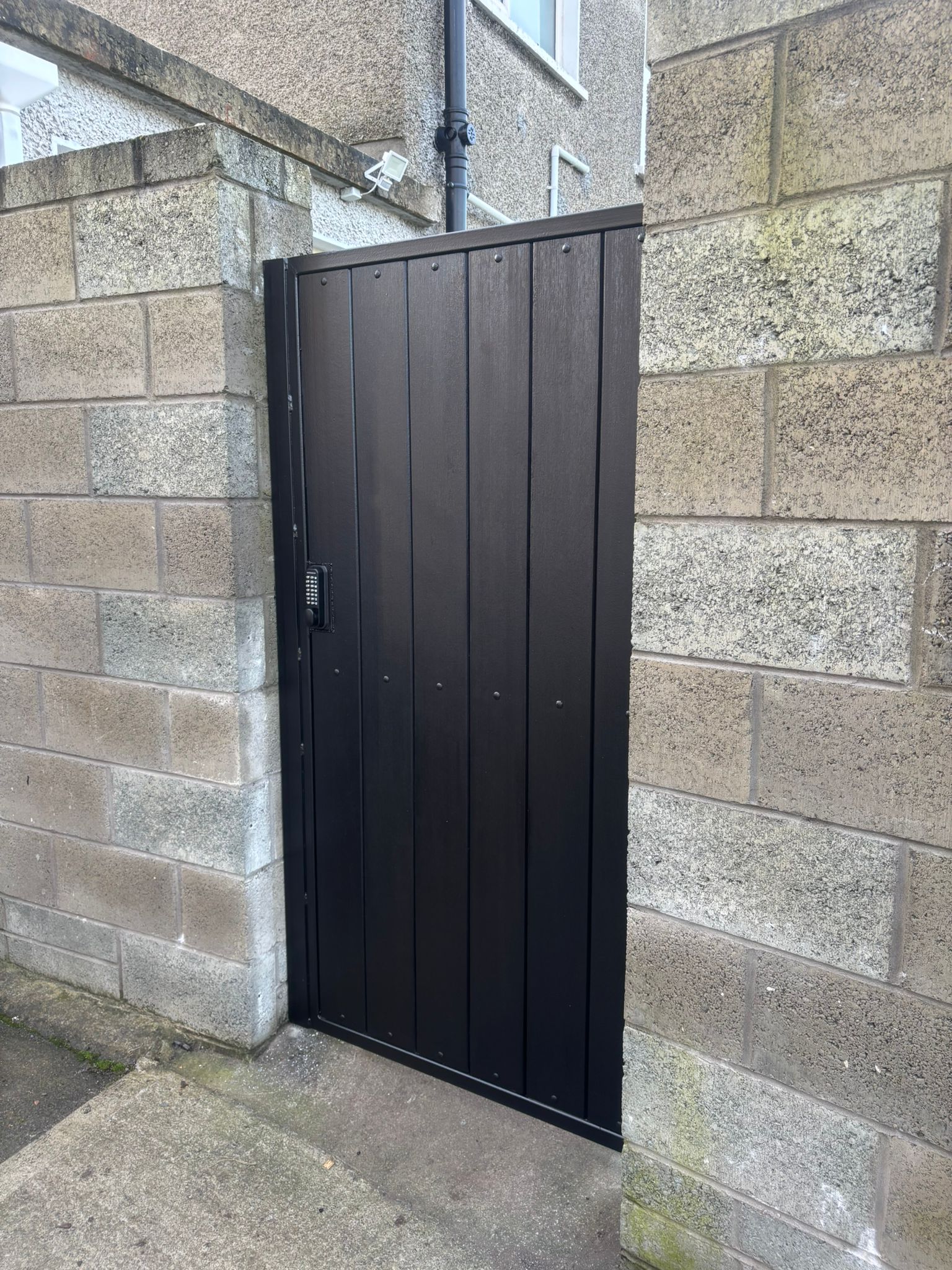 Composite Entrance Gates Auto 2