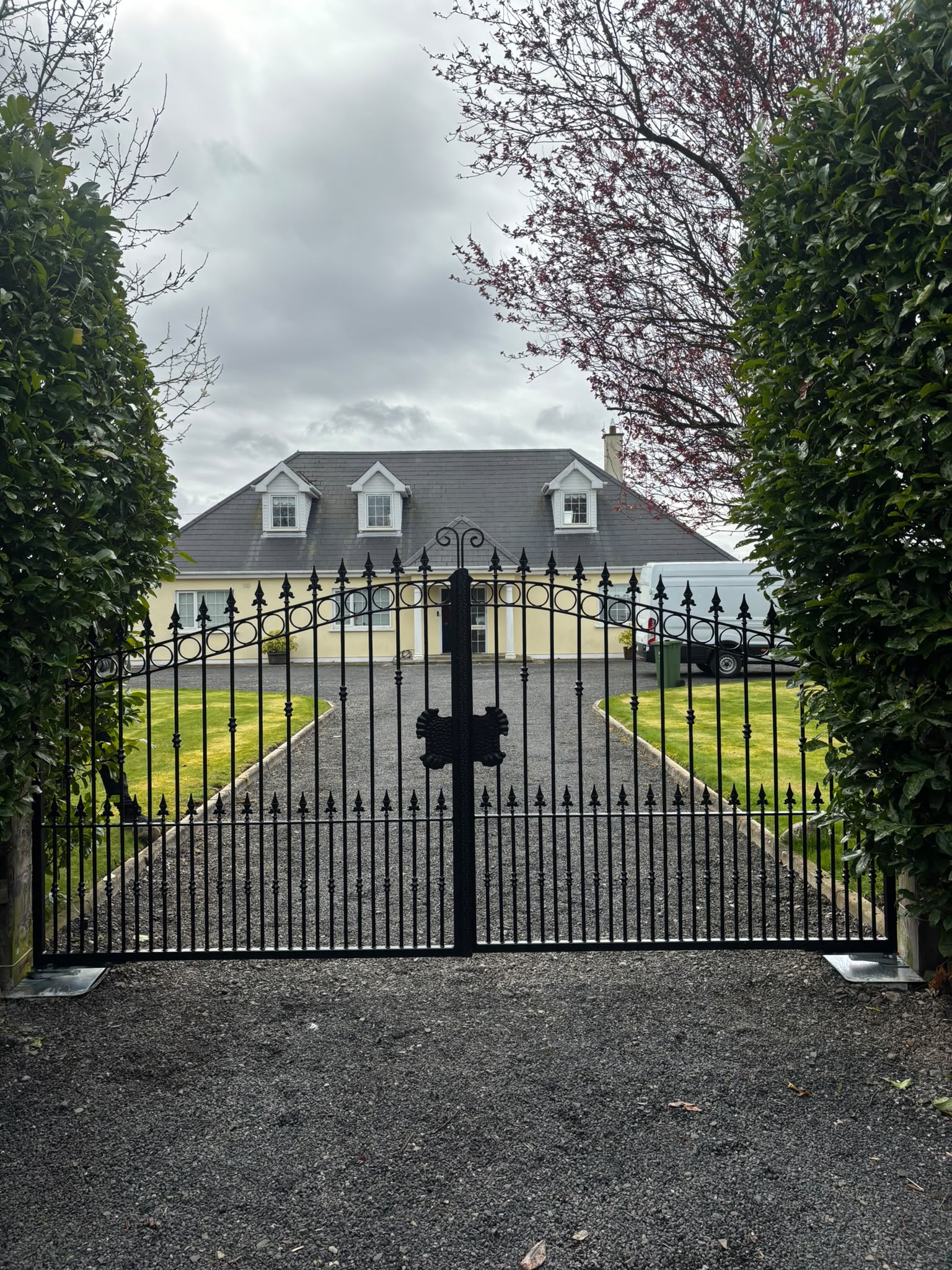 Bespoke Steel Gate Mannual 5