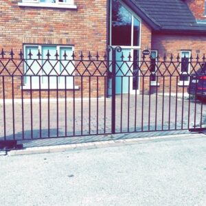 Bespoke Steel Gate Mannual 4